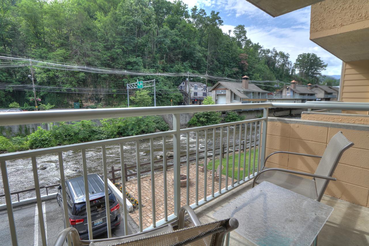 Gatlinburg River Inn Екстер'єр фото