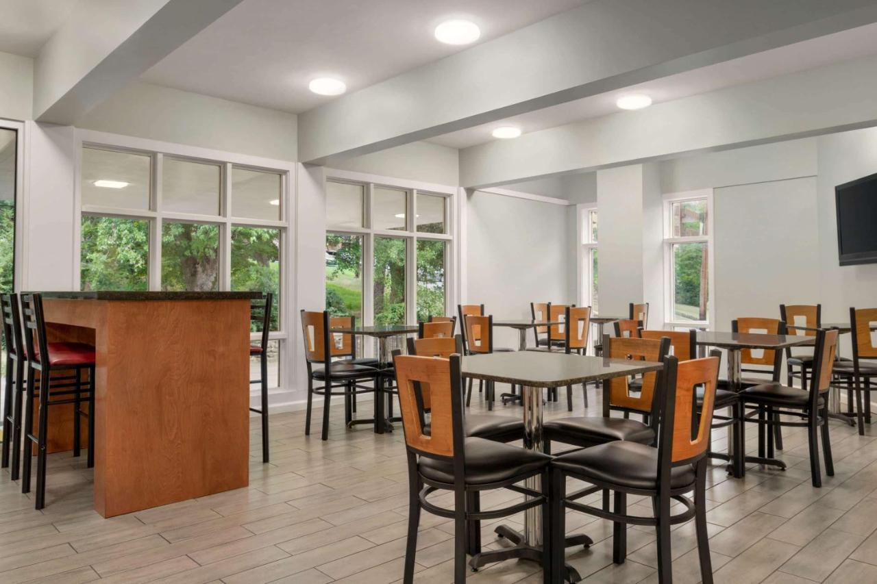 Gatlinburg River Inn Екстер'єр фото